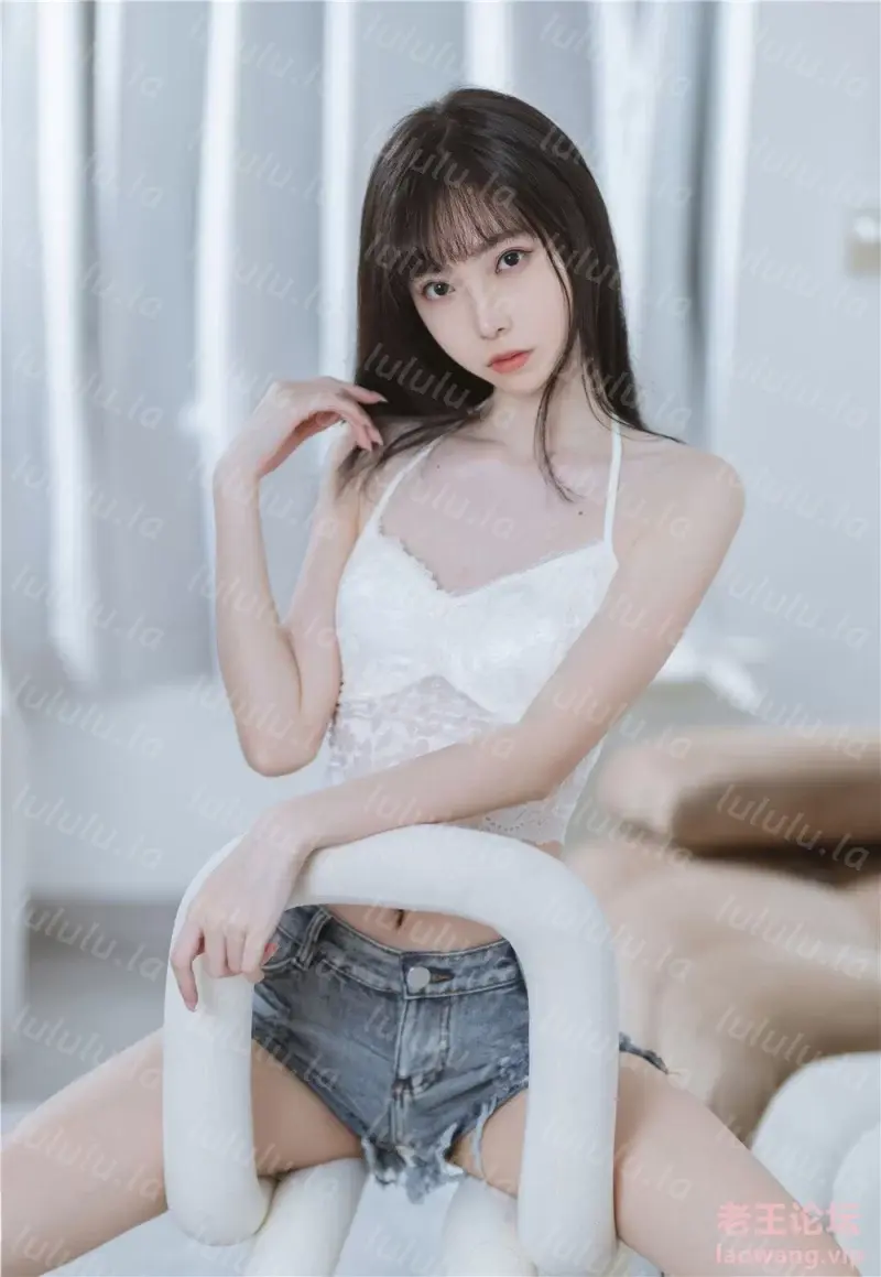 [转载搬运] 许岚LAN - 纯欲吊带 [40P-209M][百度云] [40P+209M][百度盘]-福利岛