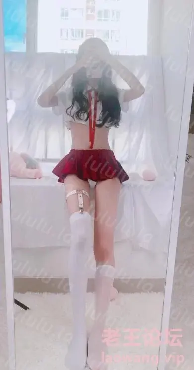 [转载搬运] 灵儿无内鬼 - 红色百褶裙  71P-197M  【百度云】 [71P+197M][百度盘]-福利岛
