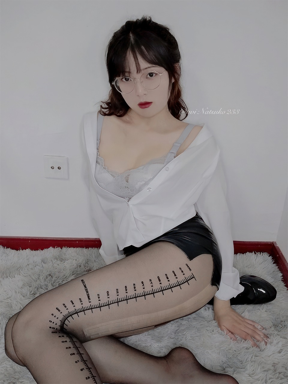 Natsuko夏夏子 – 刻度尺OL [42P-104MB]-福利岛