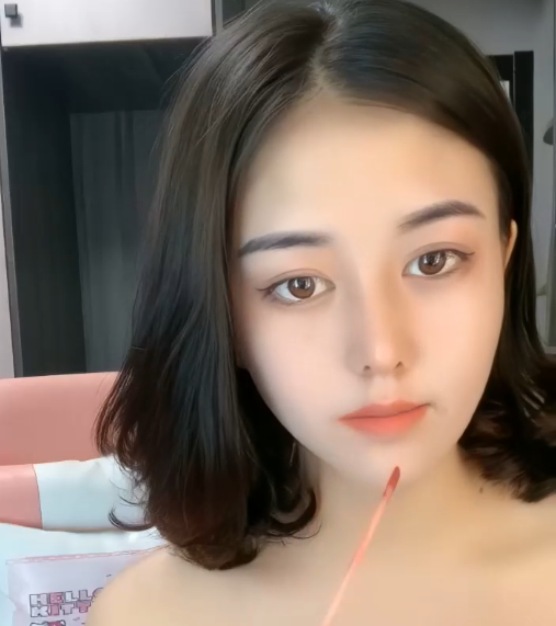 绿播【奶巴)】奶子很漂亮的姐姐直播间-1v494m-福利岛