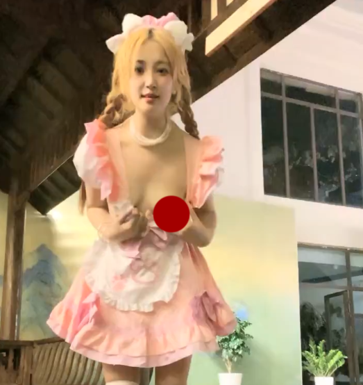 乔宝女仆裙金发辩子女神厕所脱光光-1V746M-福利岛